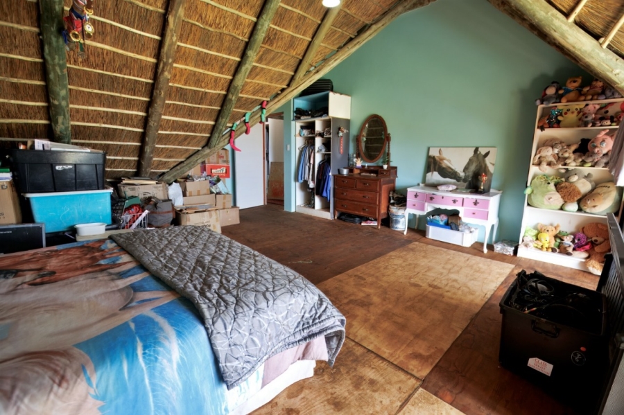 4 Bedroom Property for Sale in Stilbaai Wes Western Cape